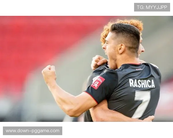 替补奇兵施默尔肖普纳补时建功，海登海姆球迷陷入狂欢